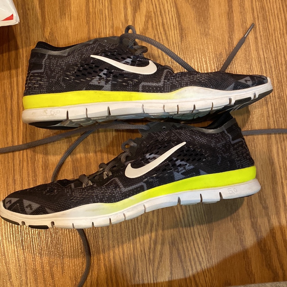 Nike free 5.0 sneakers